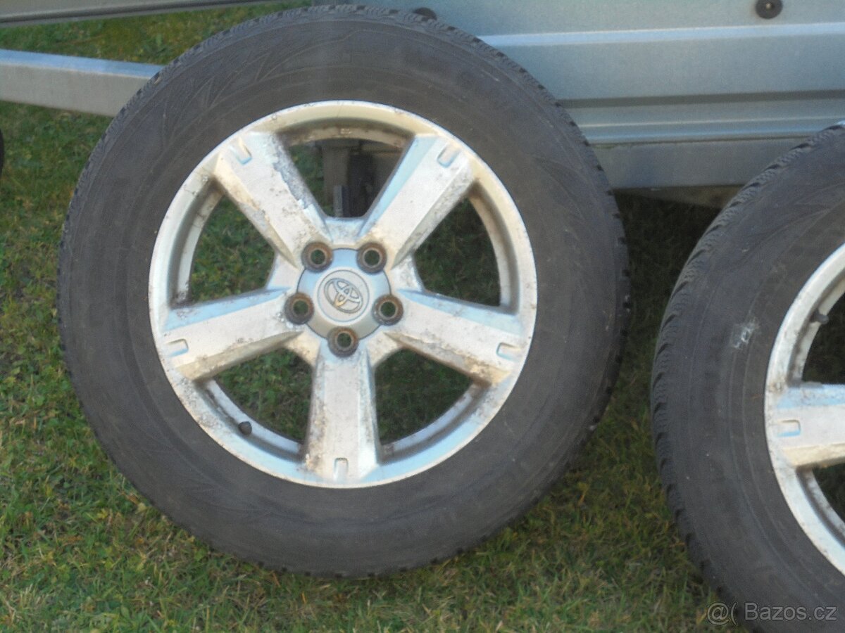 TOYOTA RAV4 -Zimni kola 17" (pneu Nokian 225/65/17) - 2