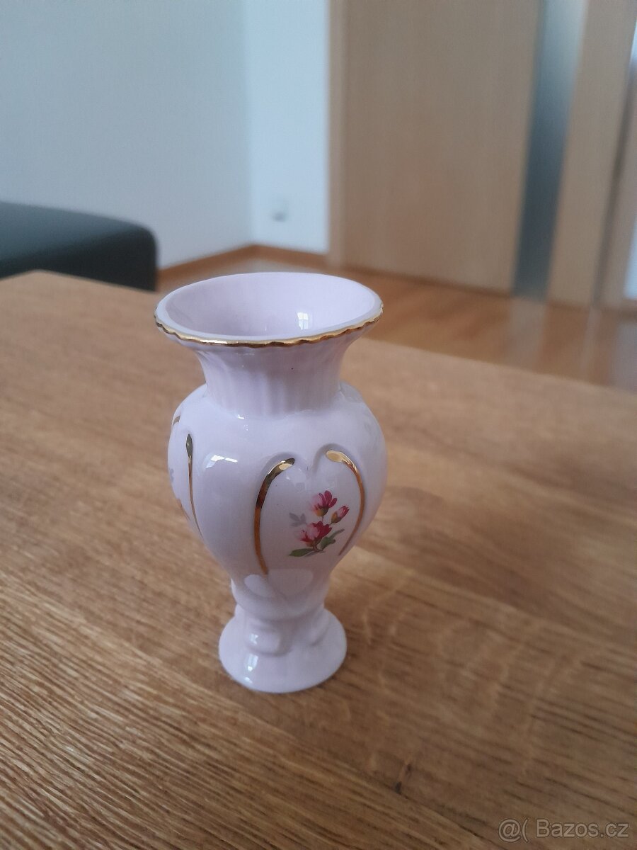 Malá růžová vázička - 2