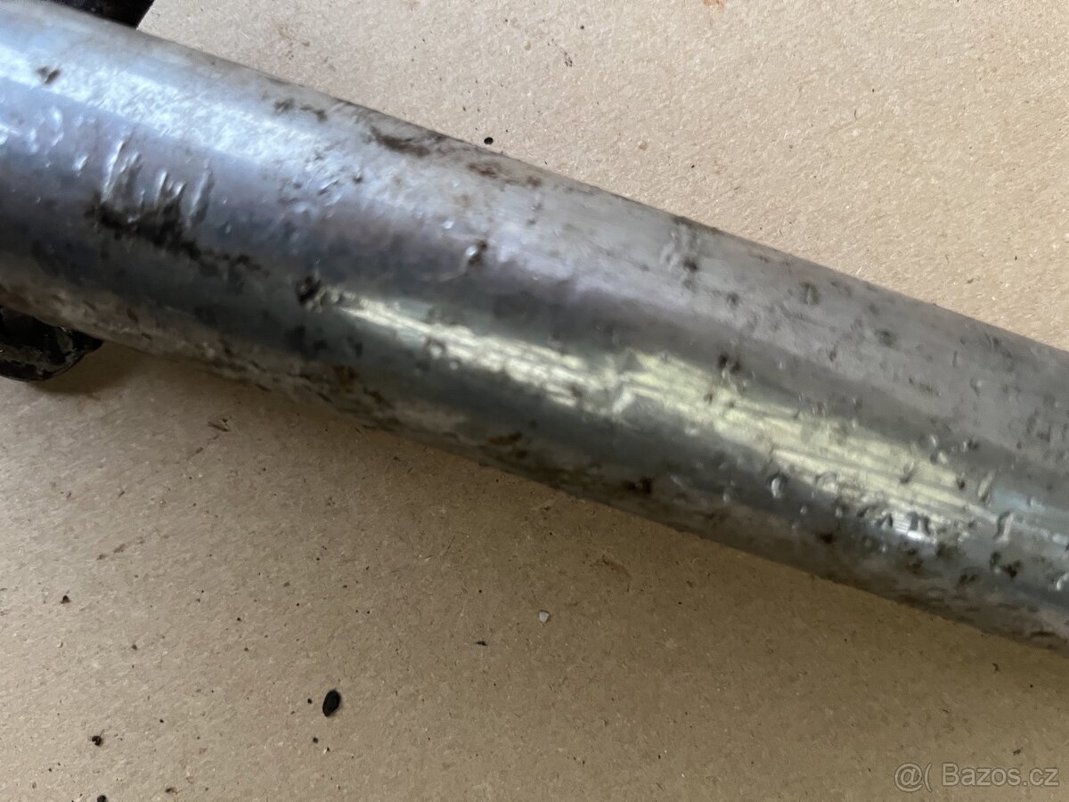 Jawa Kývačka- spodní část předního tlumiče - 2