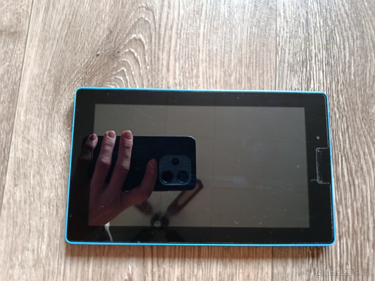 Lenovo Tab 3 Essential - 2