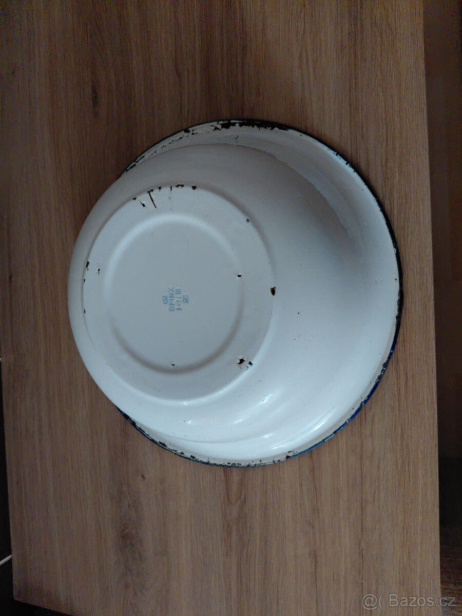 Retro smaltovaná miska - 2