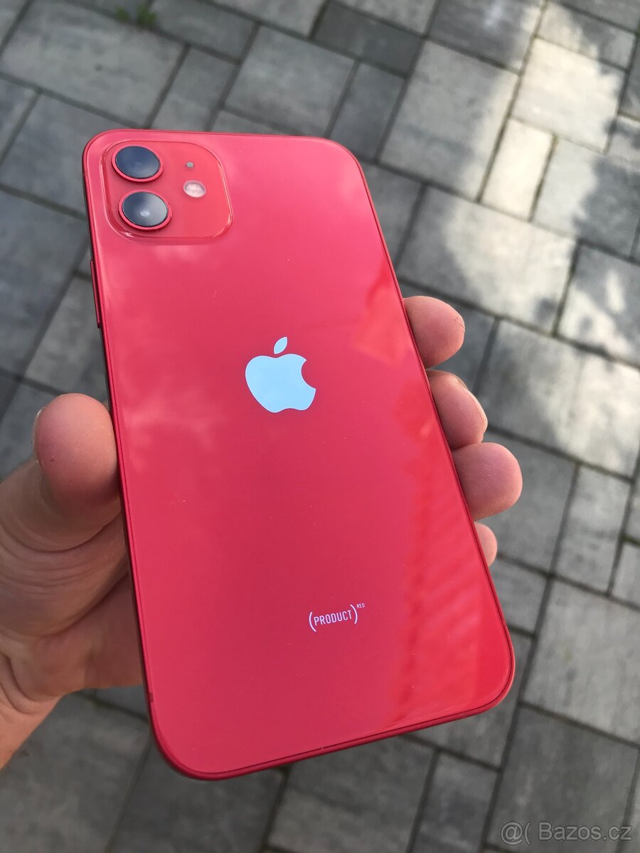iPhone 12 64Gb...hezký stav, červený - 2