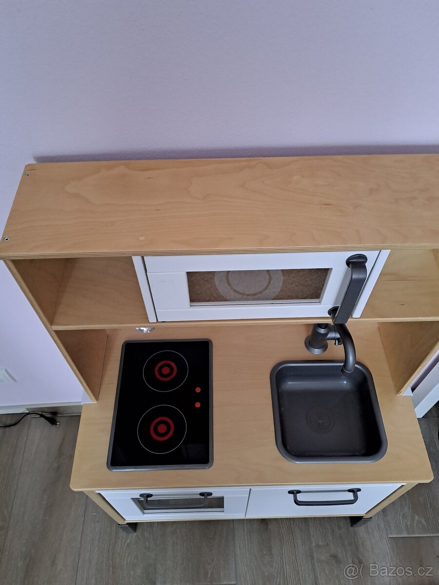Dětská dřevěná kuchyňka - 2