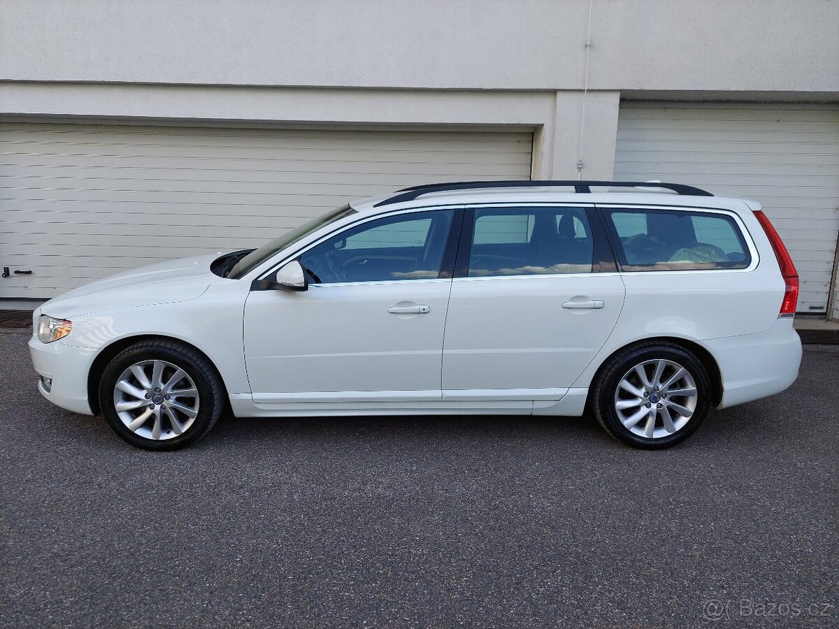 Volvo V70, 2.0D 133kw L+Z kola - 2