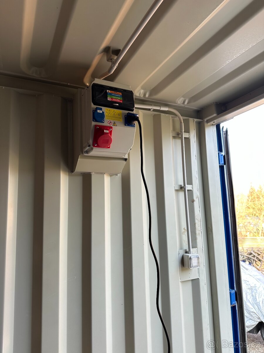 Lodní kontejner 10´ - 2