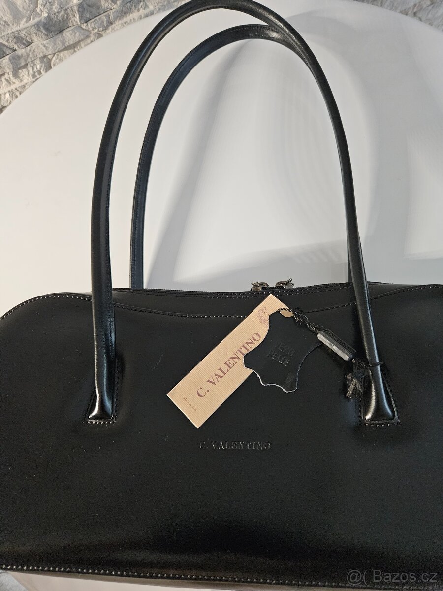 značková kabelka černá Valentino kožená - 2