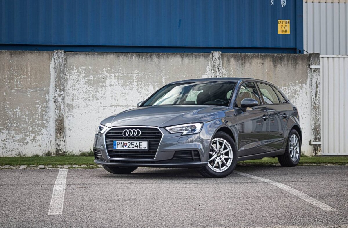 Audi A3 1.6 TDI 116k Basis S tronic - 2