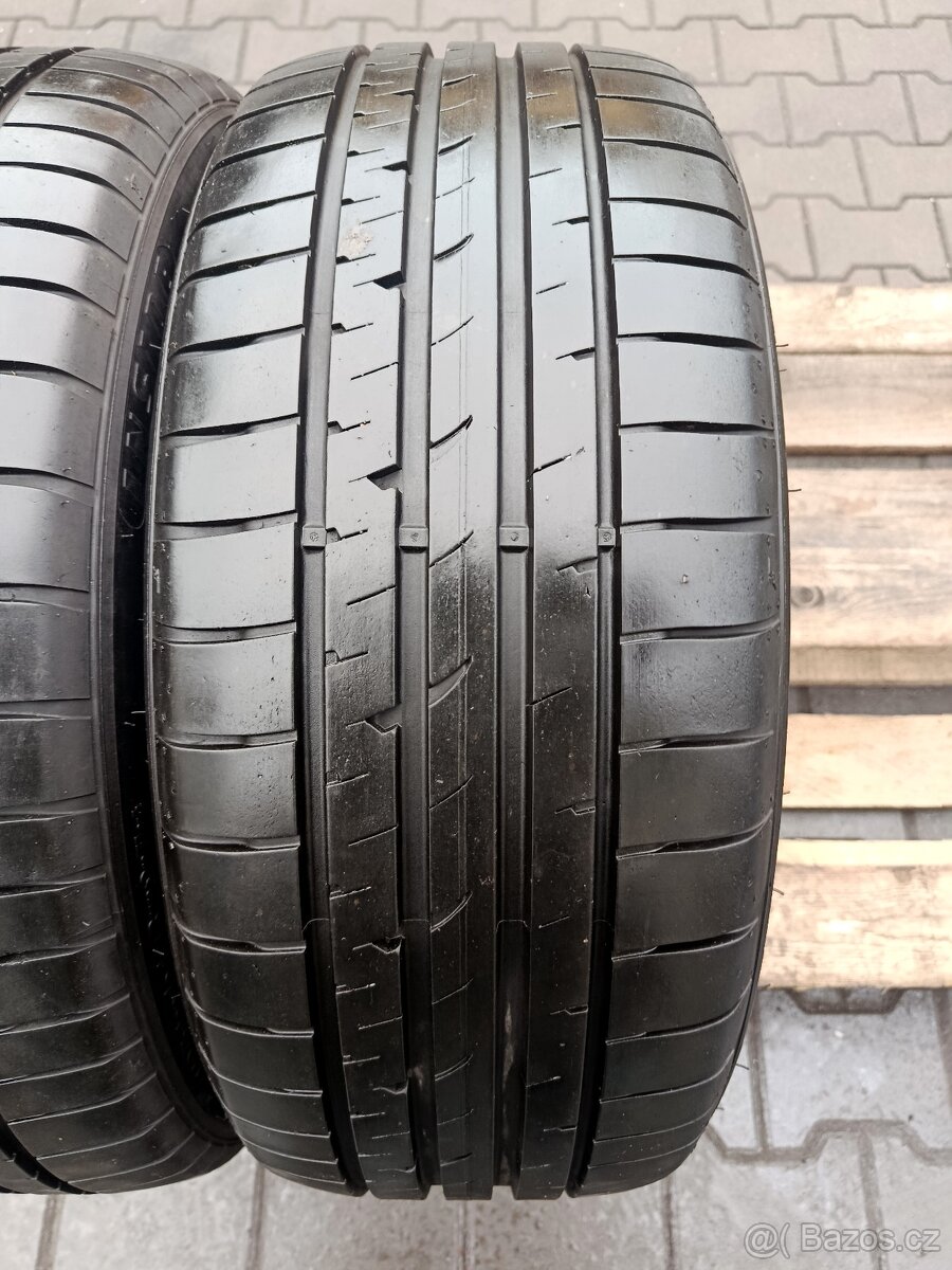 225/40/19 letní pneu goodyear runflat - 2