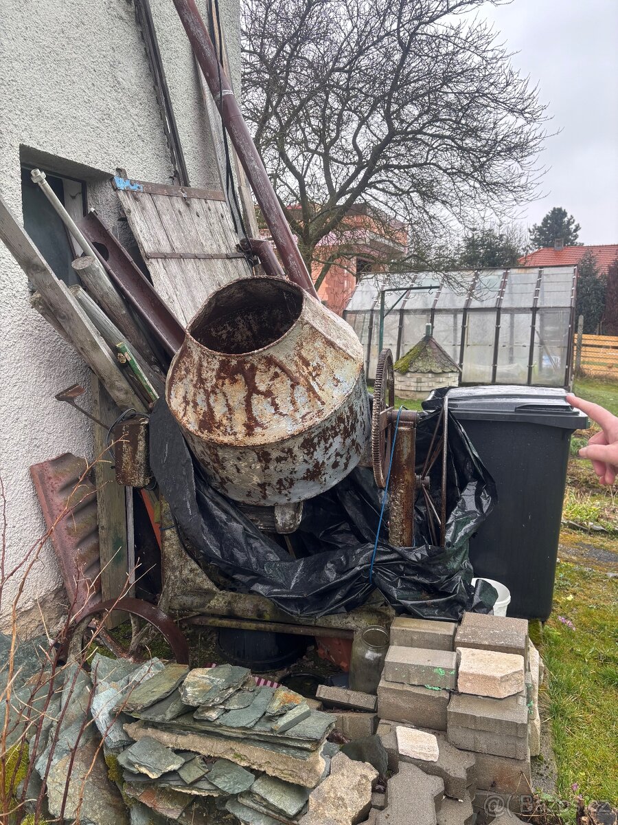 Stavební míchačka - 2