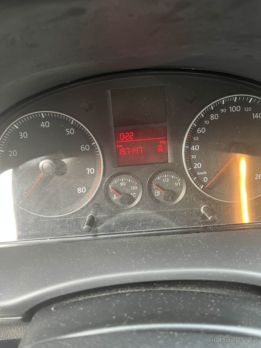 VW Caddy 7 míst - 2