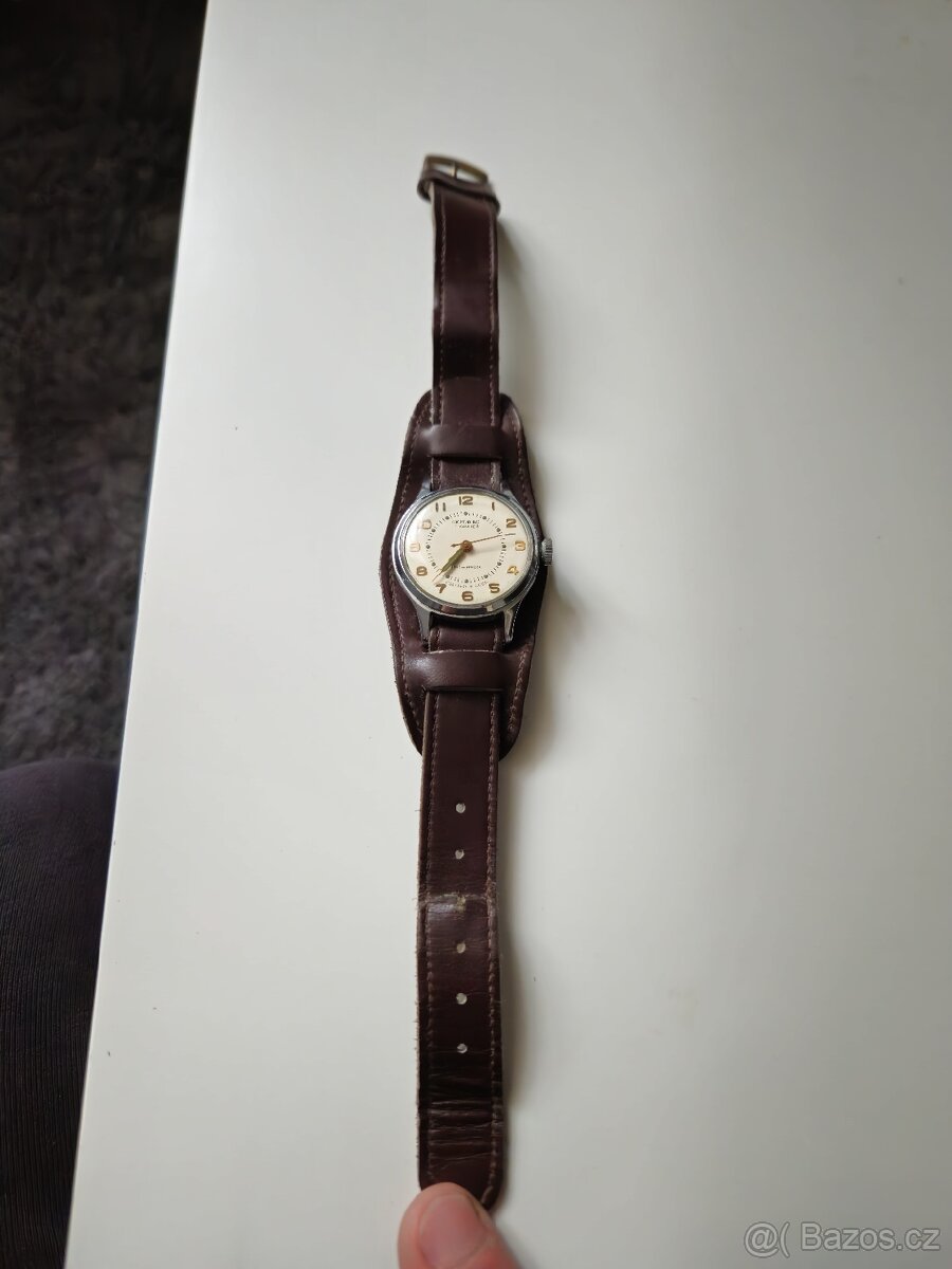 Hodinky, šperky - 2