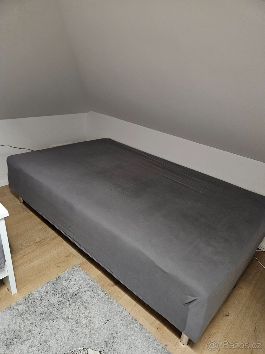 Postel 120×200 s matrací - 2