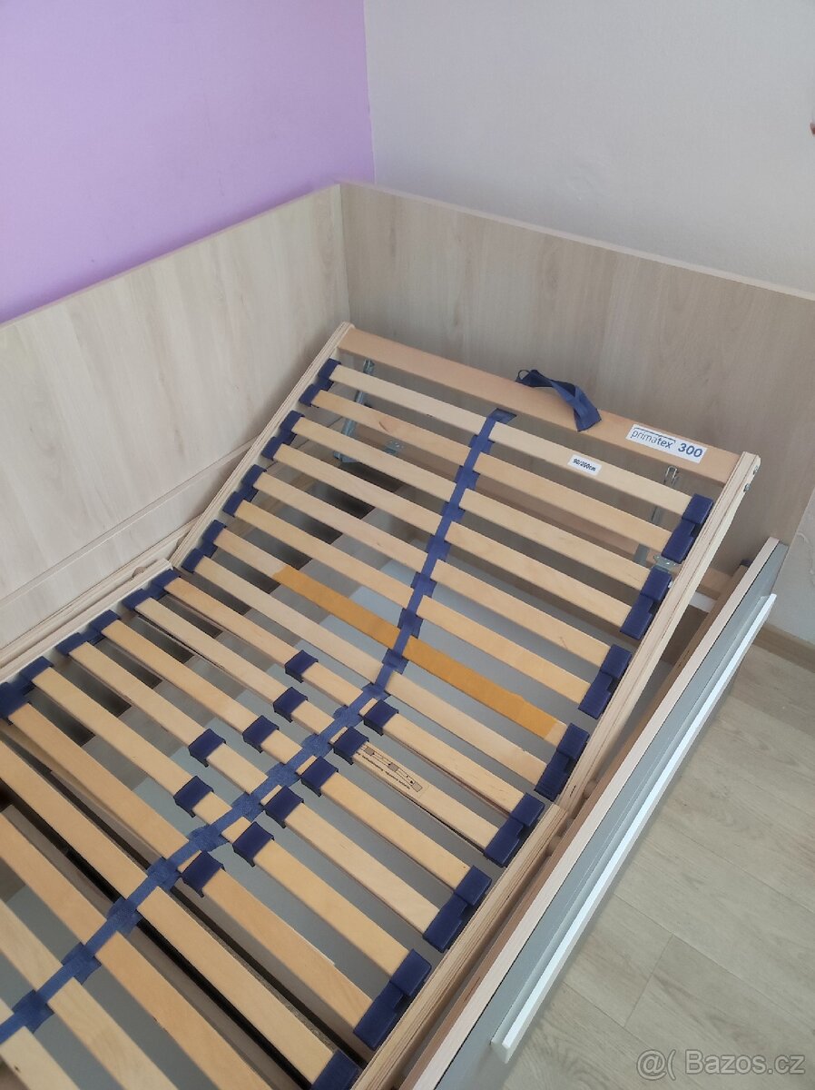 Postel s úložným prostorem - 2