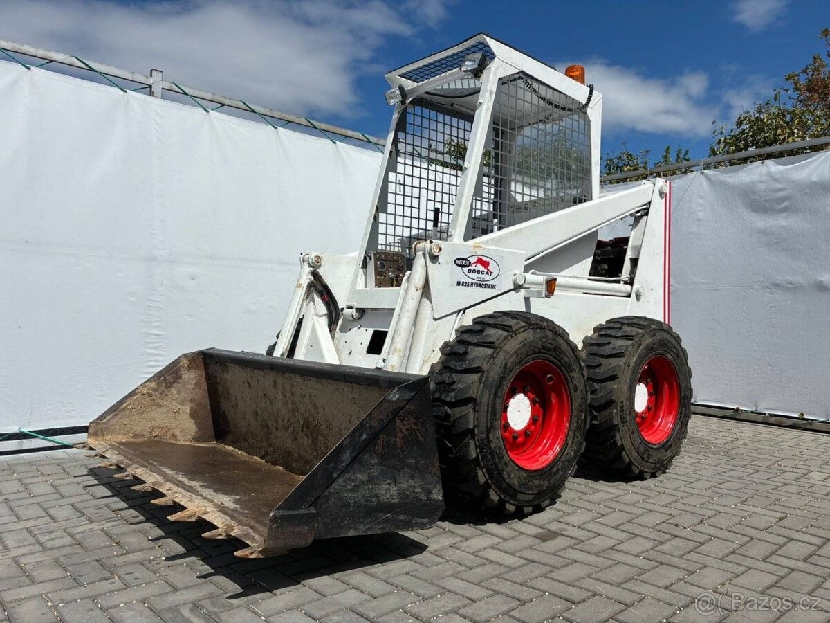 BOBCAT, nové pneu, hydromotor - 2