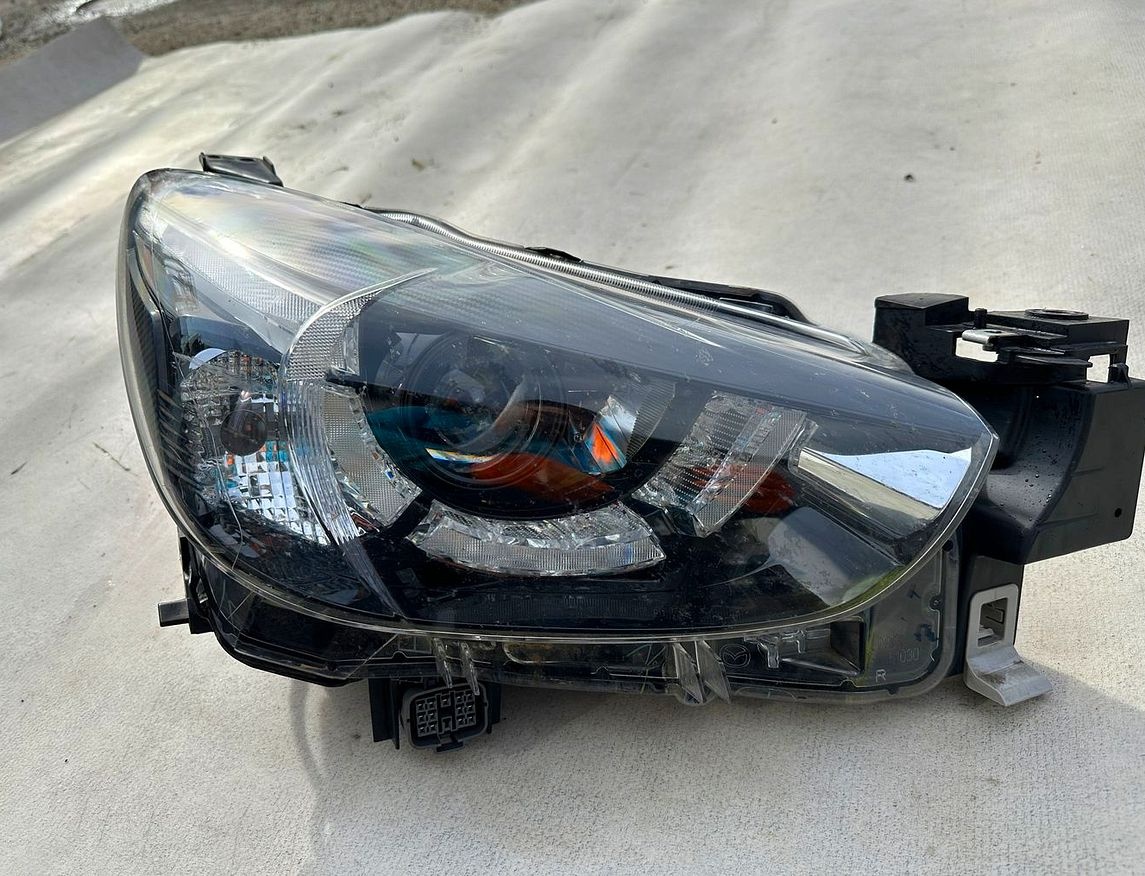 Mazda 2 DD, LED pravý přední světlomet - 2