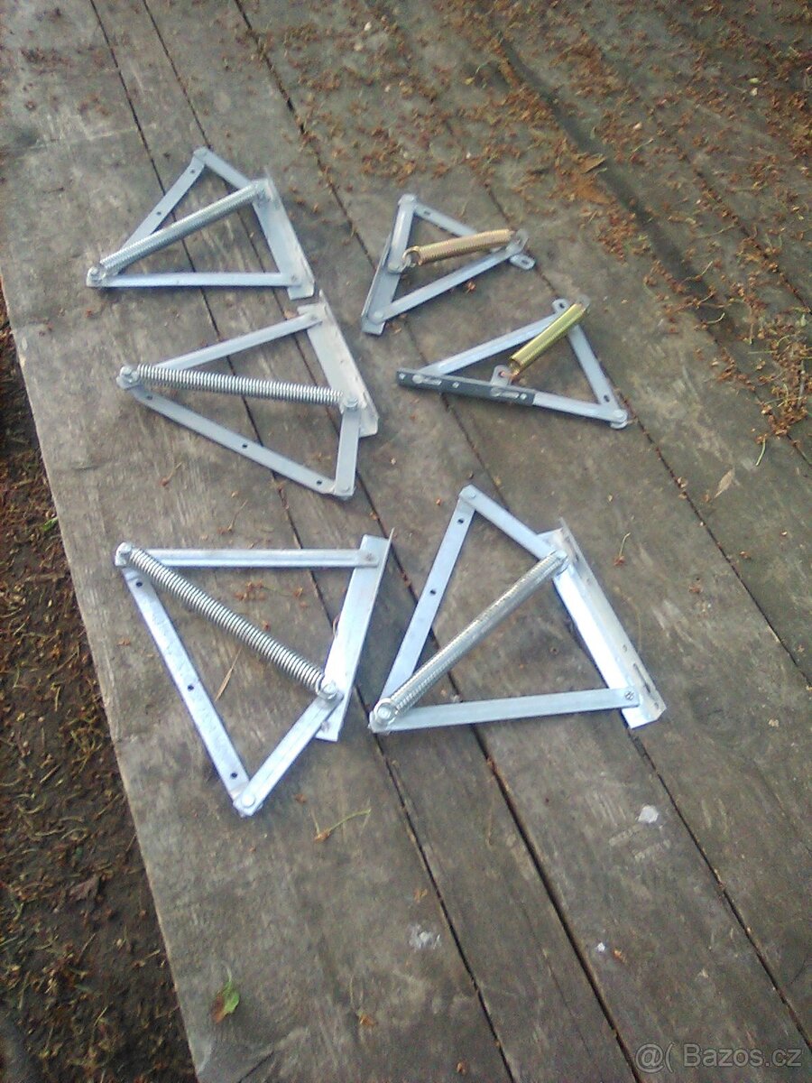 Válendové otevírací kování - 2