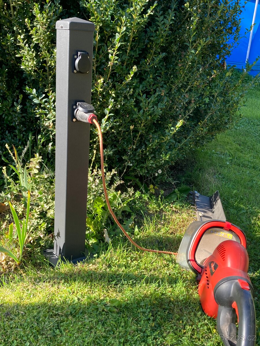 Zahradní zásuvkový sloupek - 2