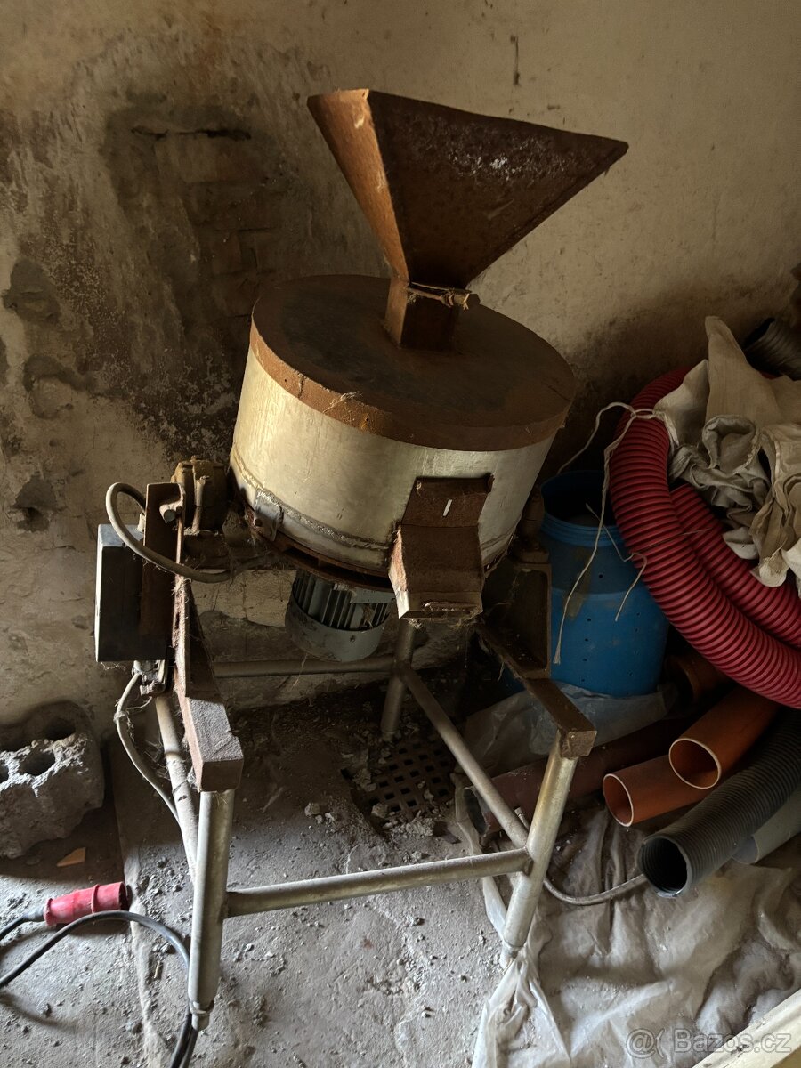 Šrotovník na ovoce, šroťák, drtič ovoce - 2