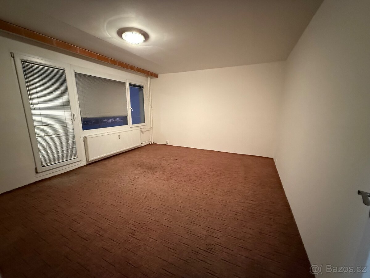 Prodej bytu 2+1 s potenciálem předělaní na 3kk Brno, Líšeň - 2