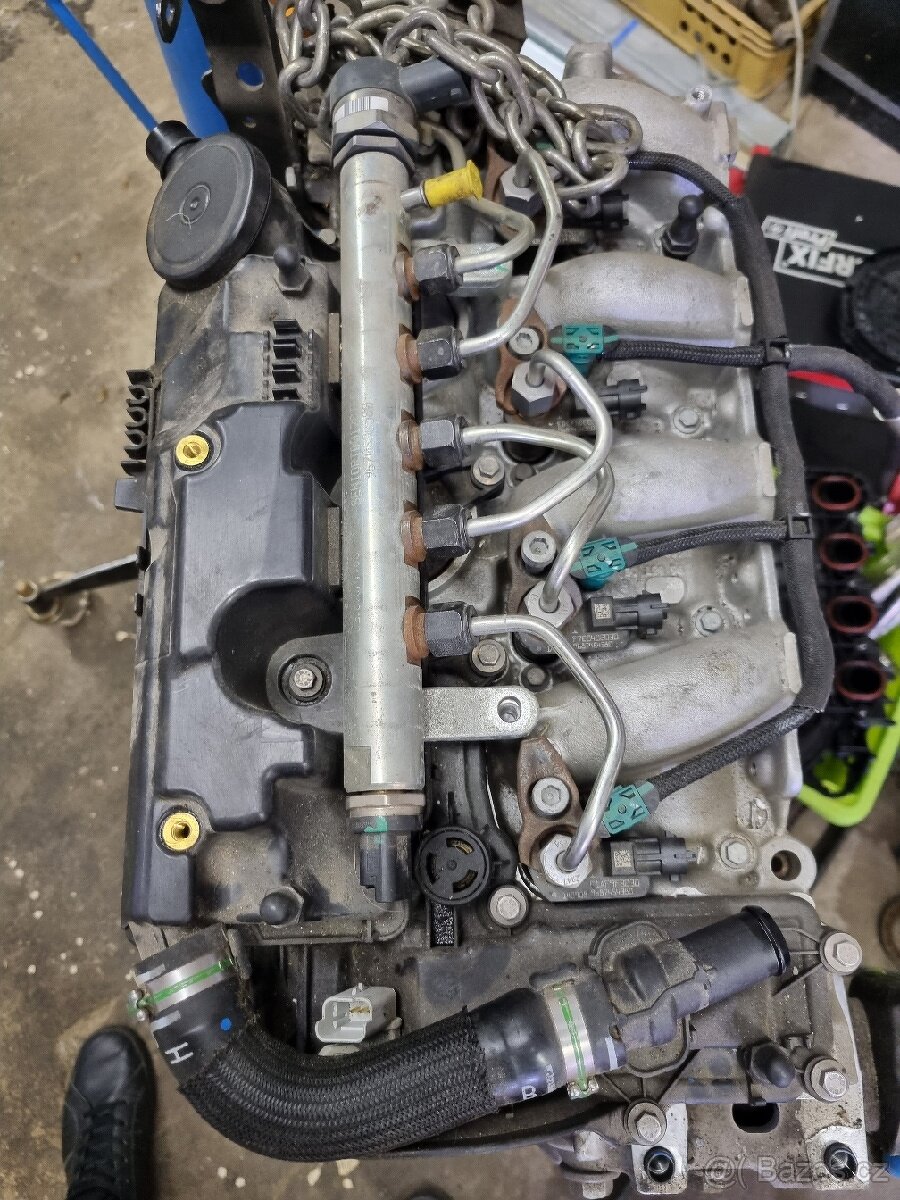 Díly z motoru 2.2 HDI (4HL, 4HT) - 2