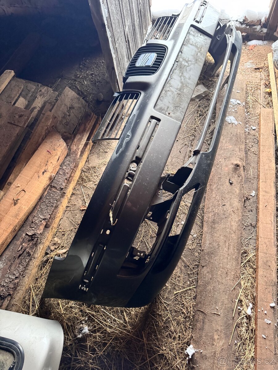 Přední nárazník Seat Leon 1m - 2