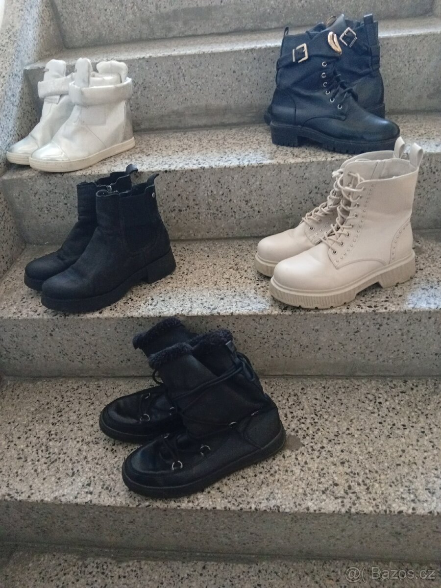 Dámské boty velikost 39 - 2