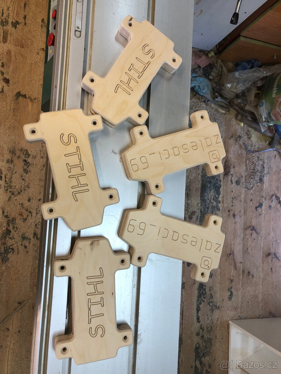 Držák motorové pily - 2