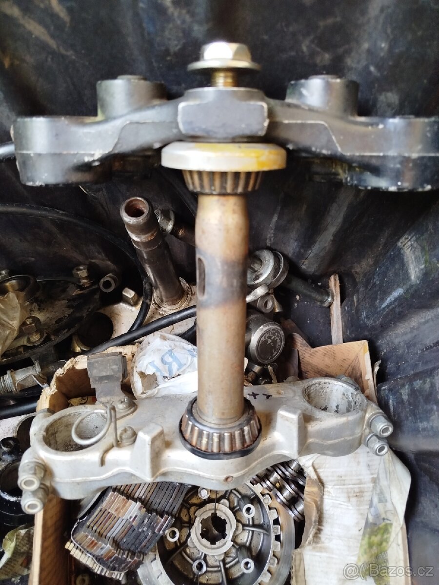 Yamaha XT600 díly - 2