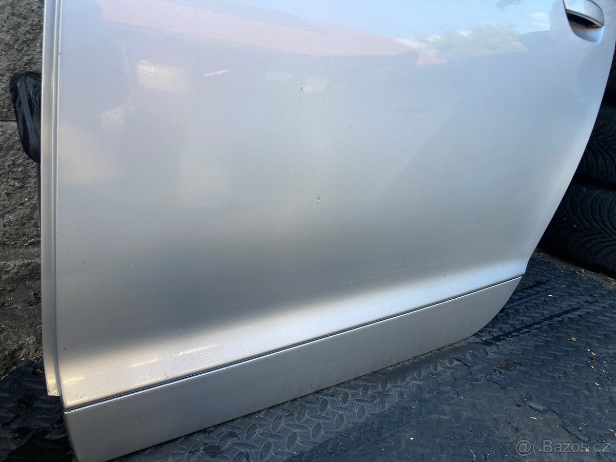 Audi A6 4F zadní levé dveře kombi Top stav - 2