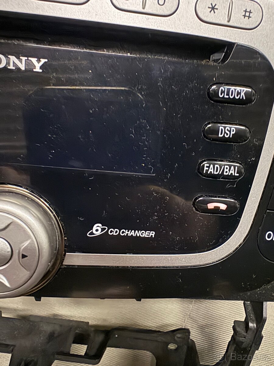Ford autorádio Sony 6cd - 2