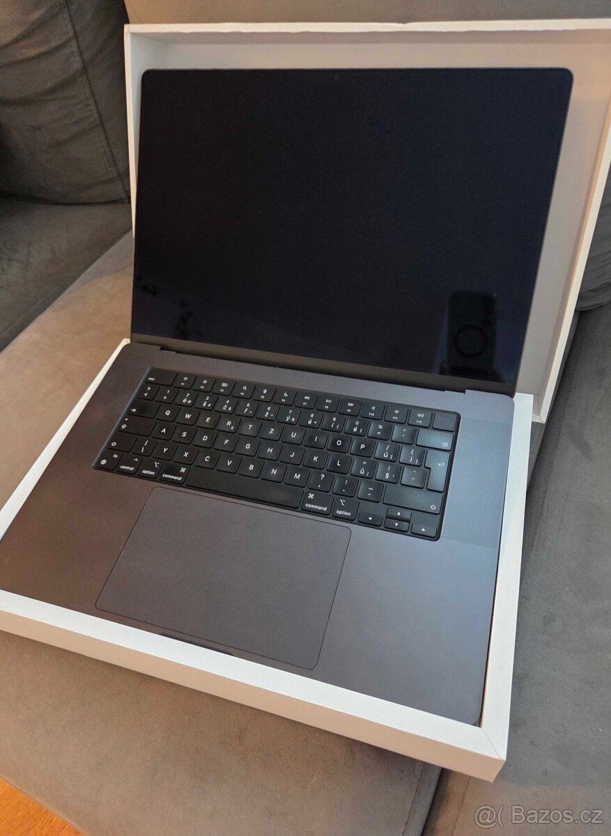 MacBook Pro 16, 2023, Zaruka do 11//2026 - 2