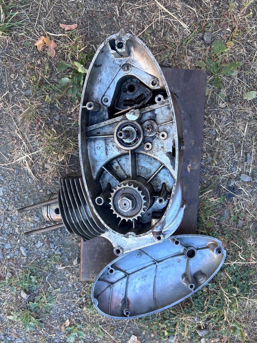 Motor 353 - 2