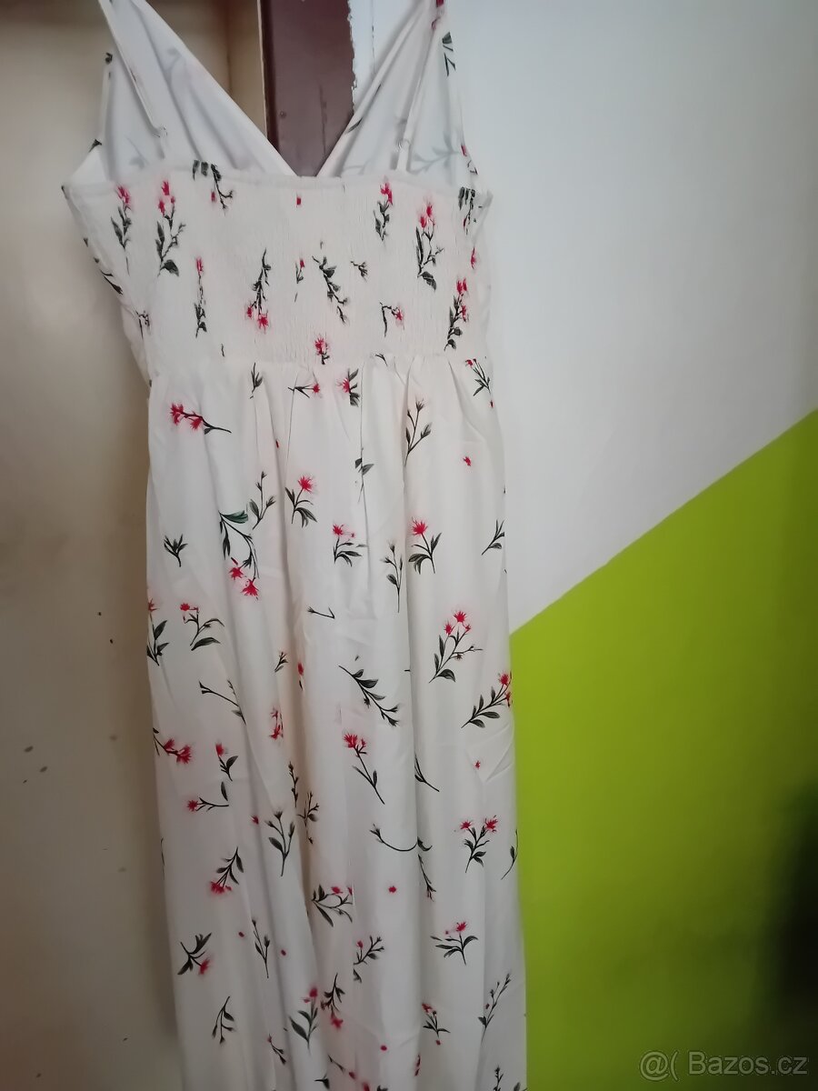 Šaty na ramínka - 2