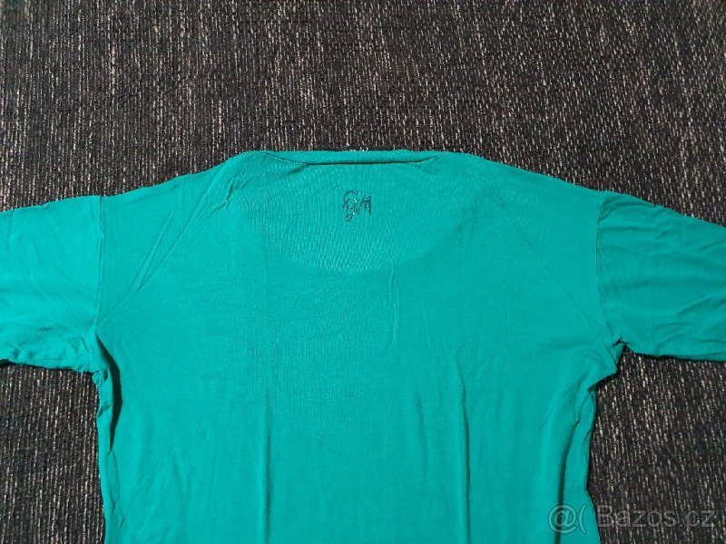 Smaragdově zelené triko Guess, vel. S - 2