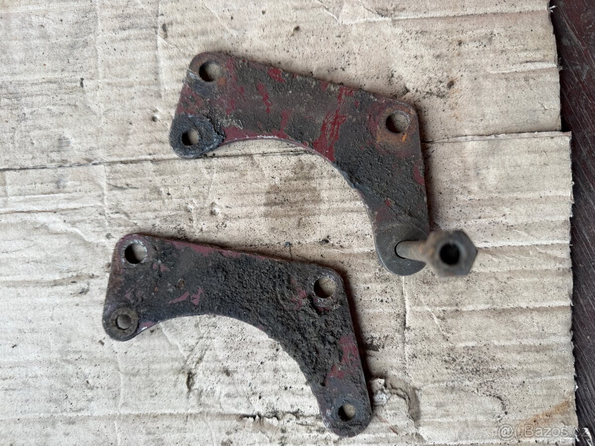 DKW 350 NZ - držáky motoru 4x - 2