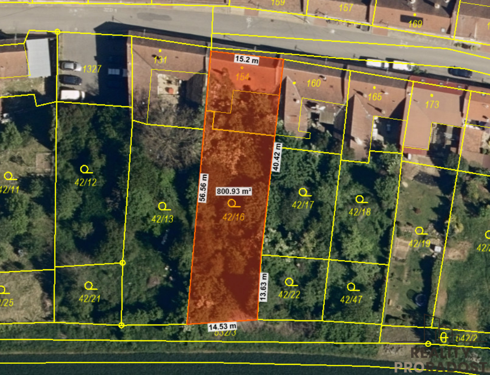 REZERVOVÁNO Prodej rodinného domu 3+1 k demolici, studna, p - 2