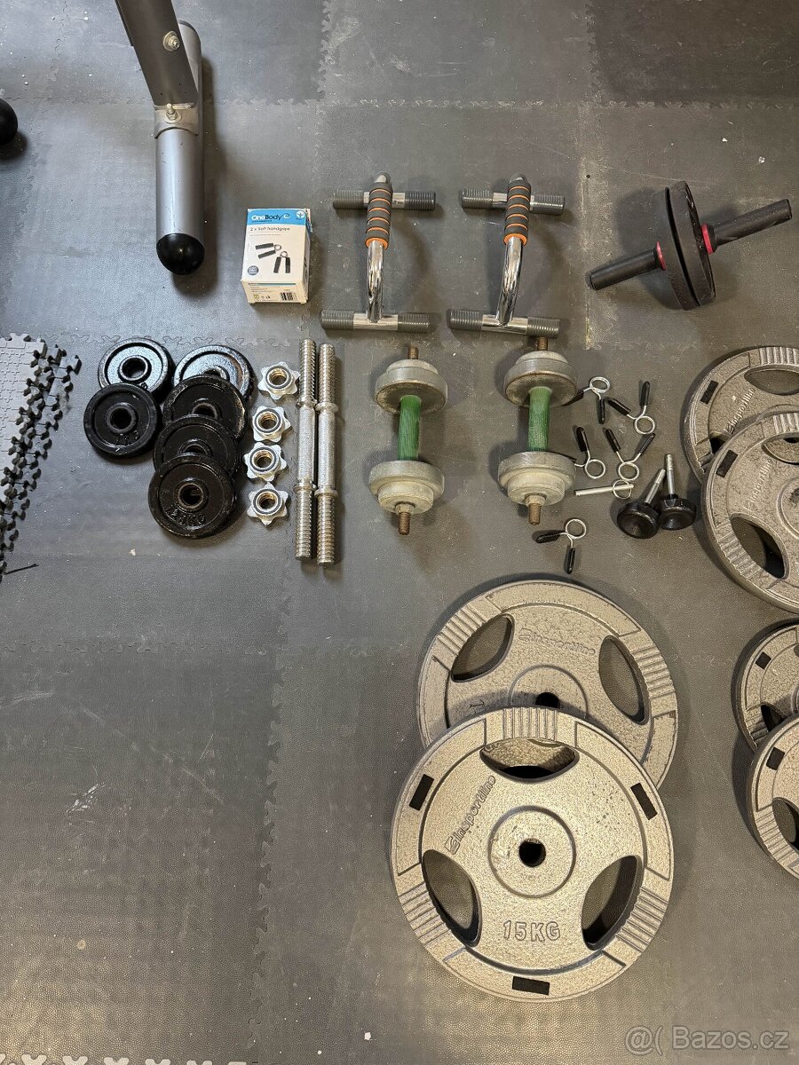 Sada závaží a věcí na cvičení - 2
