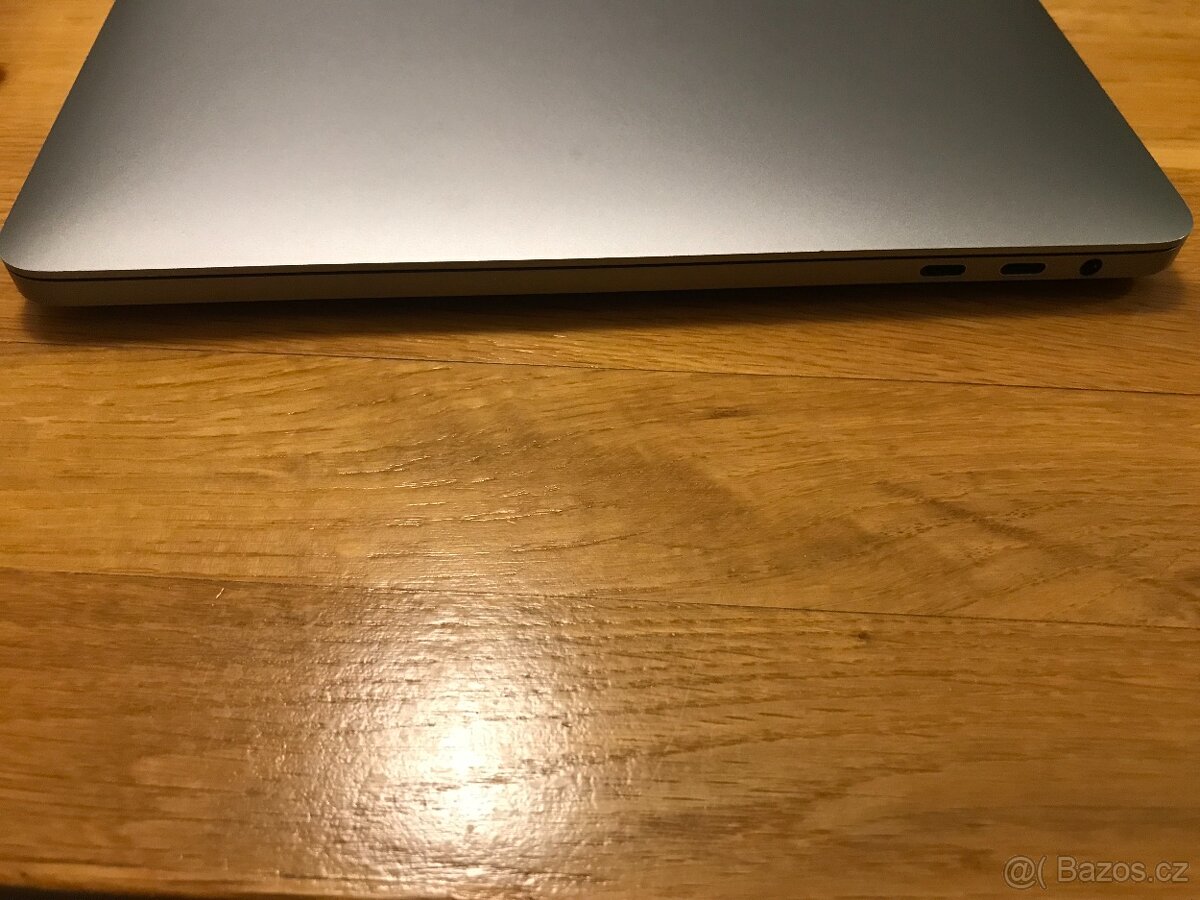 Macbook Pro 13,3" - 2