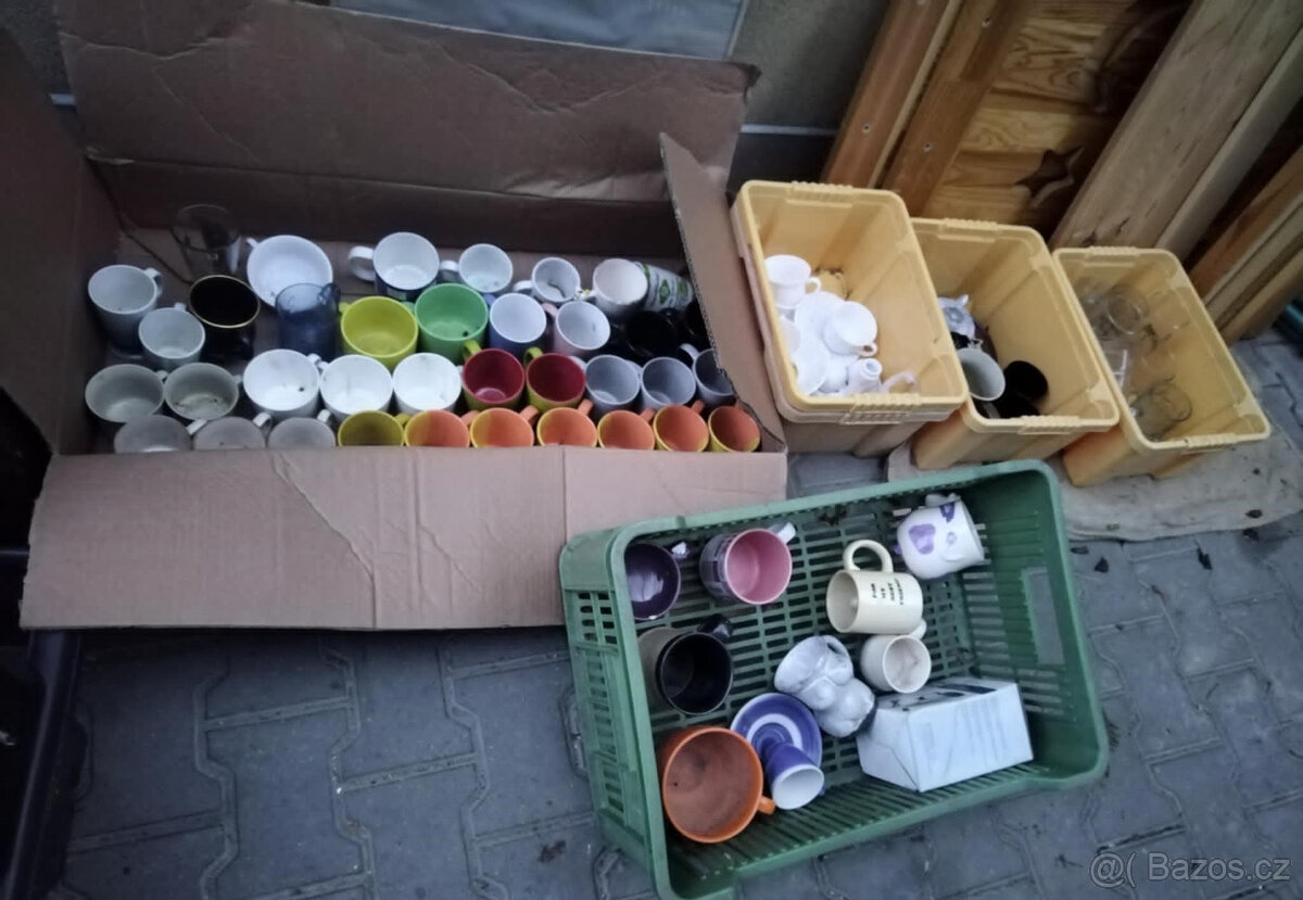 Hrnky a hrníčky - 2