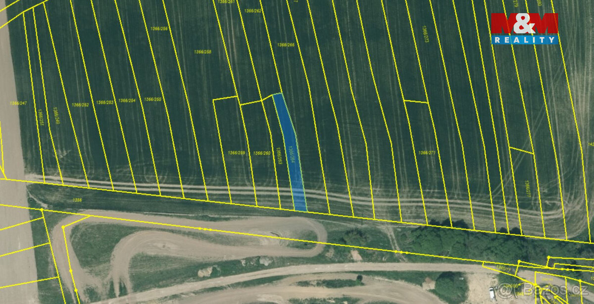 Prodej pole, 299 m², v Tlučné - 2