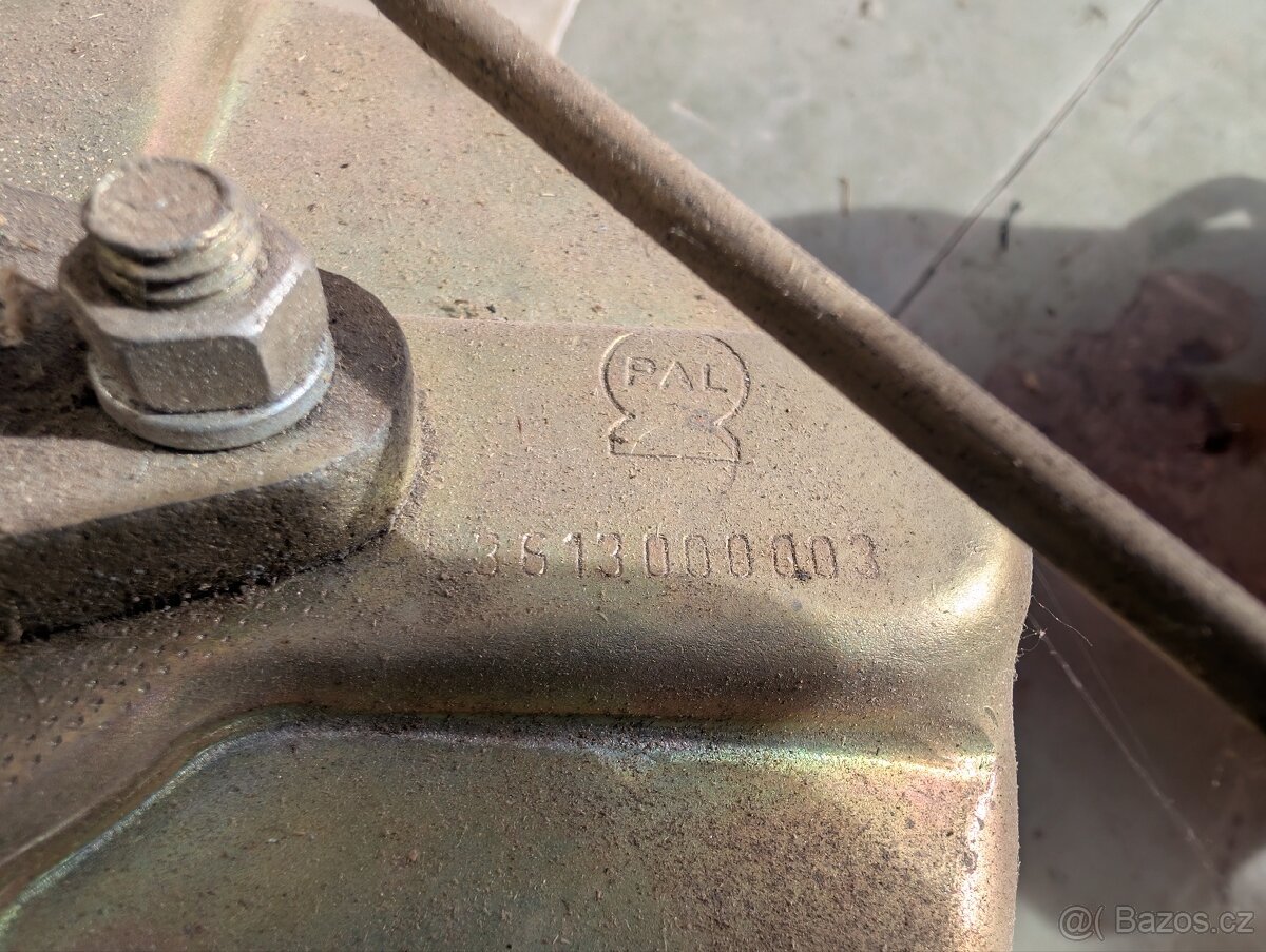 Posilovač brzd škoda 1203 - 2