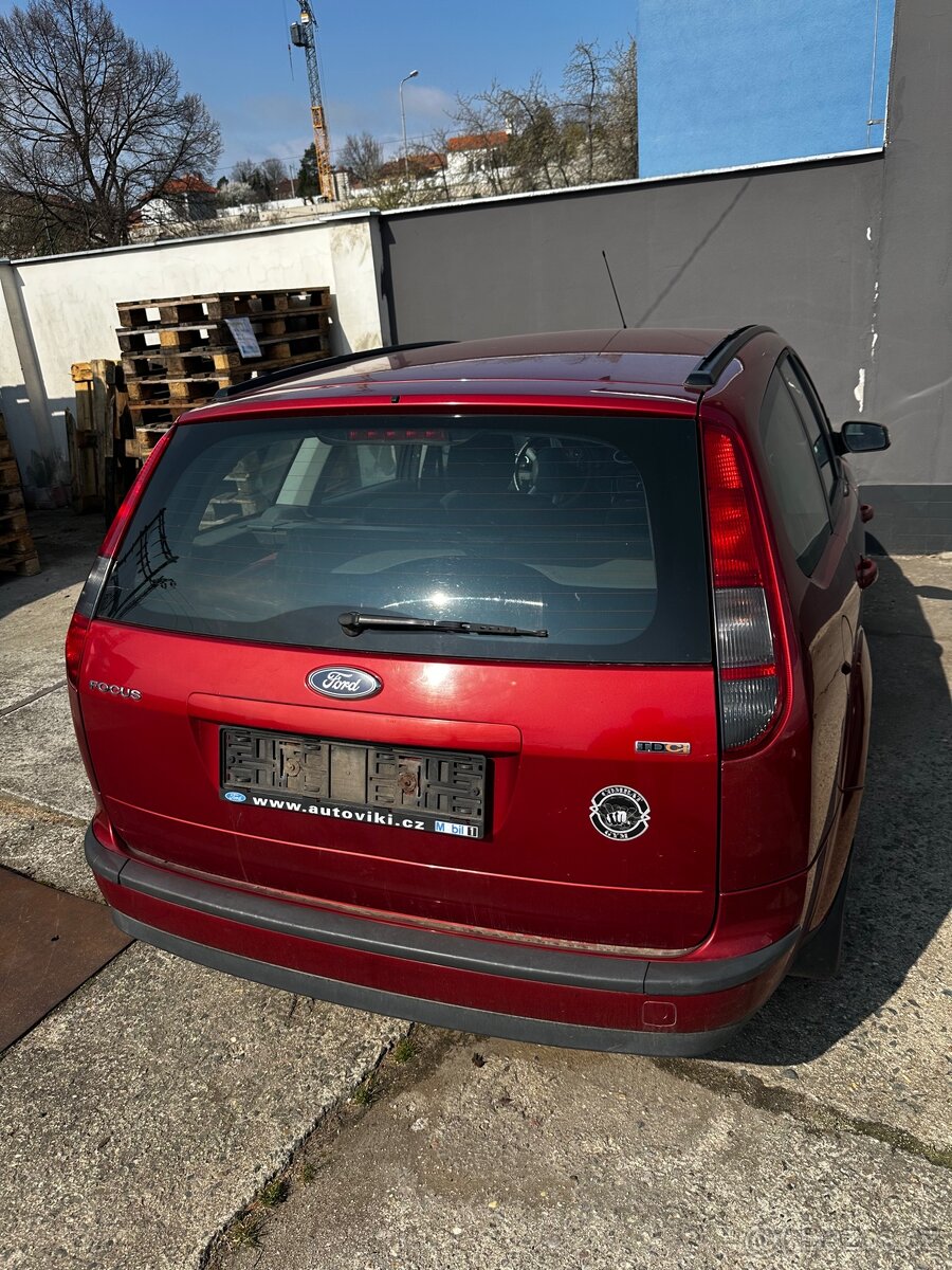 Ford Focus kombi - 2