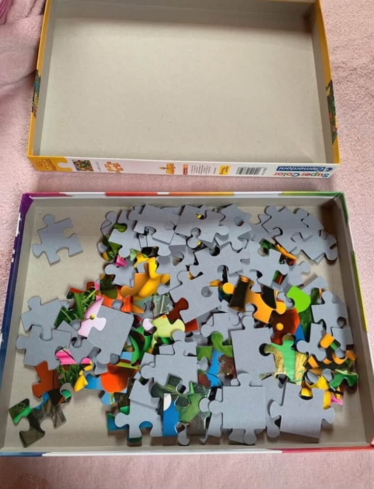 Puzzle Včelka Mája – Clementoni SuperColor (104 dílků) - 2