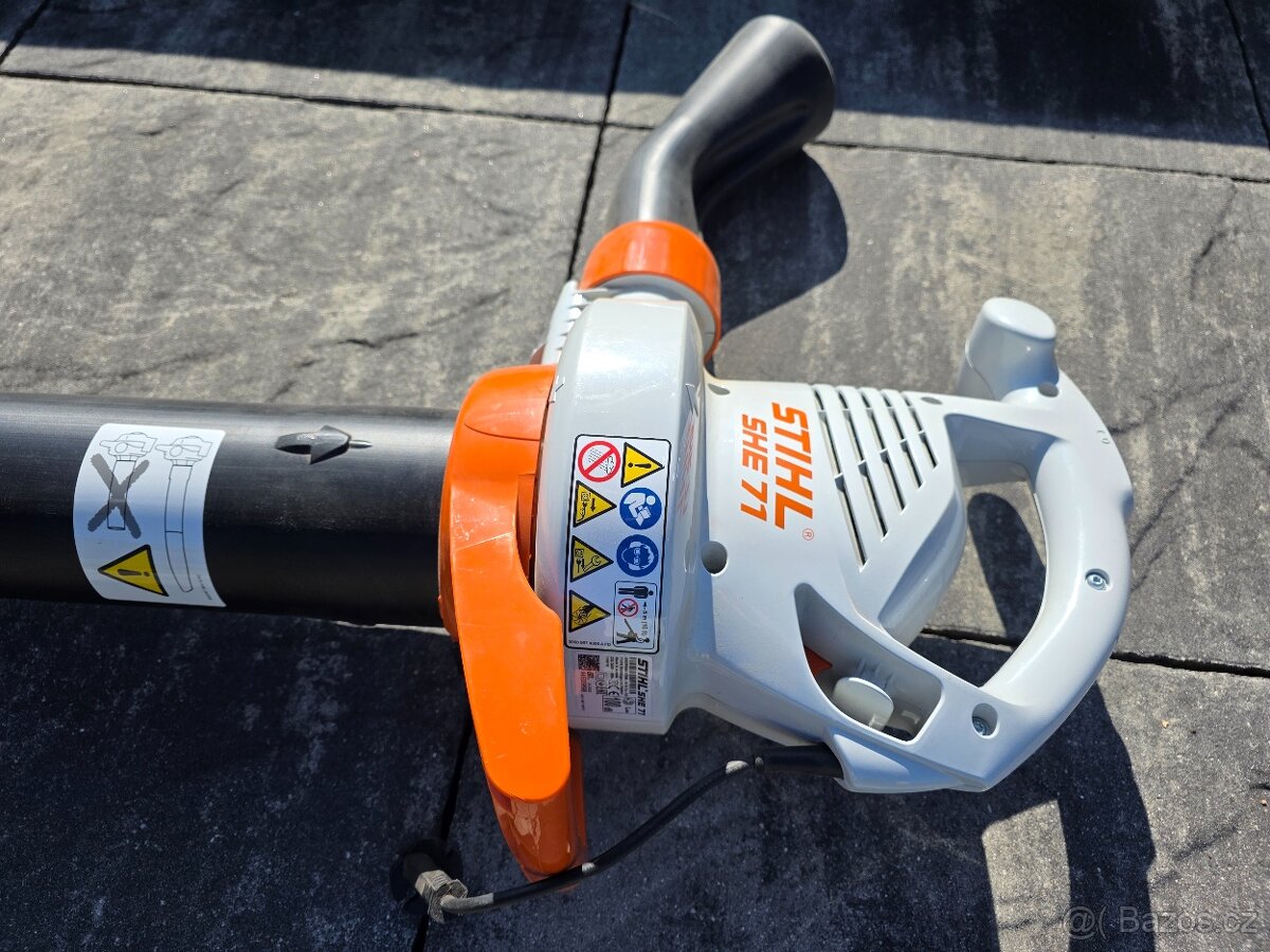 Foukač a vysavač listí elektrický, STIHL SHE 71 - 2