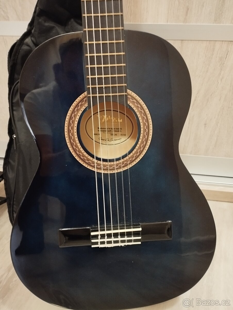 Kytara Valencia 3/4 s příslušenstvím - 2