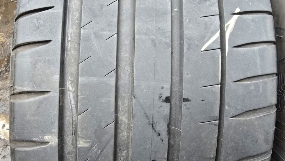Letní pneu 245/40/20 Michelin - 2