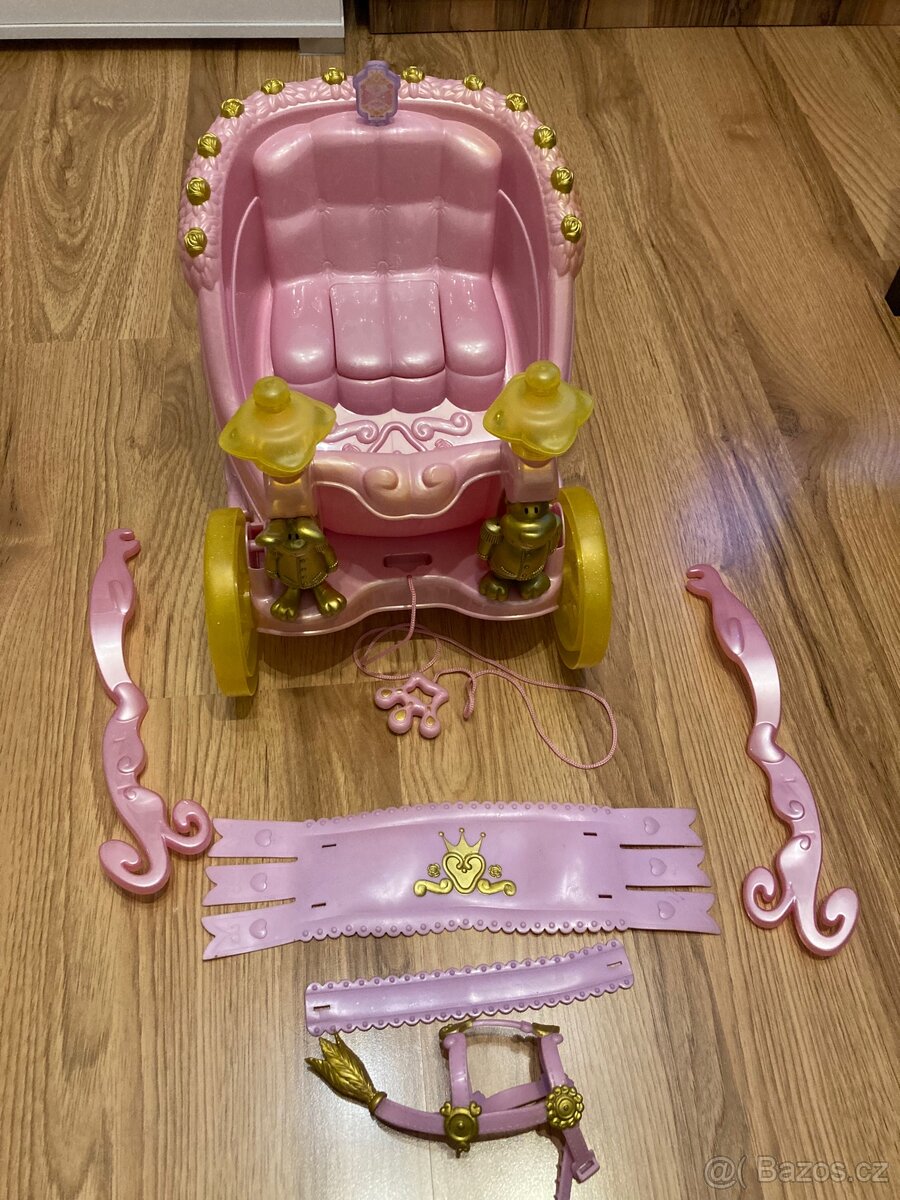 Kočár pro Babyborn vč. postroje - 2