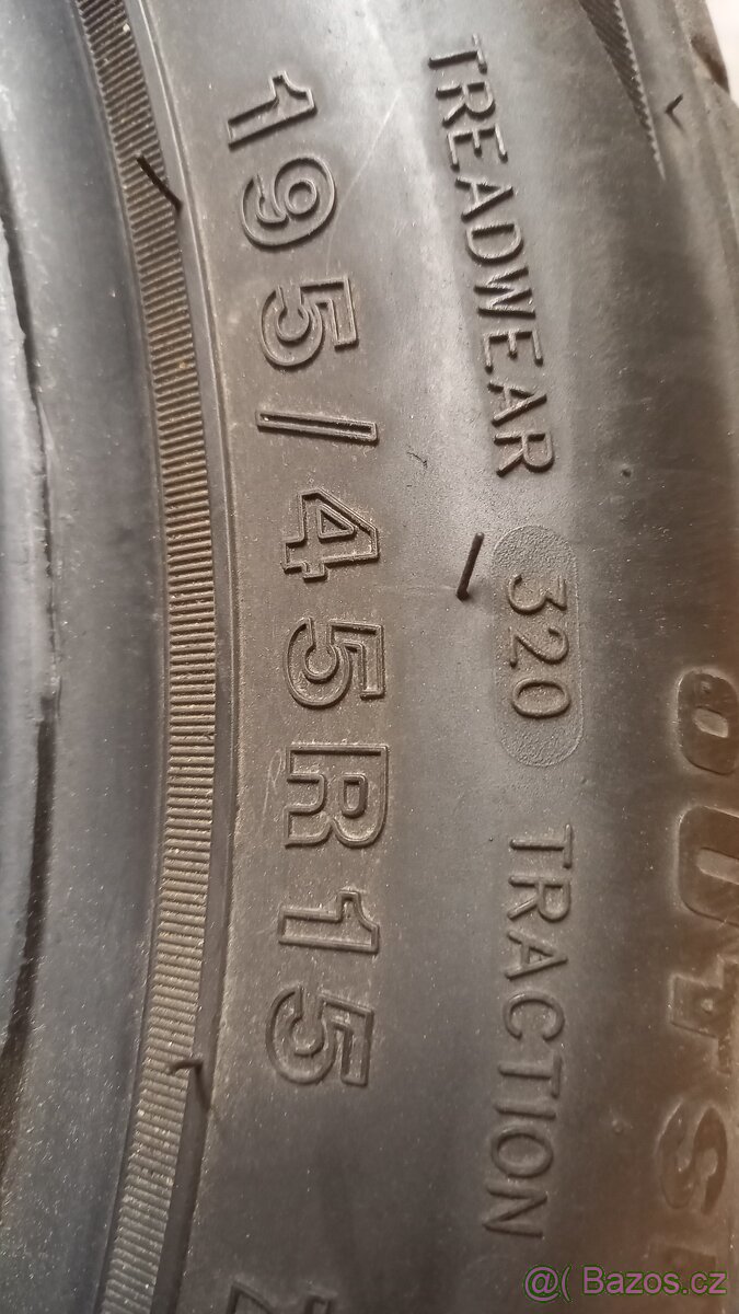 195/45/15 2020 rok 6,5 mm - 2