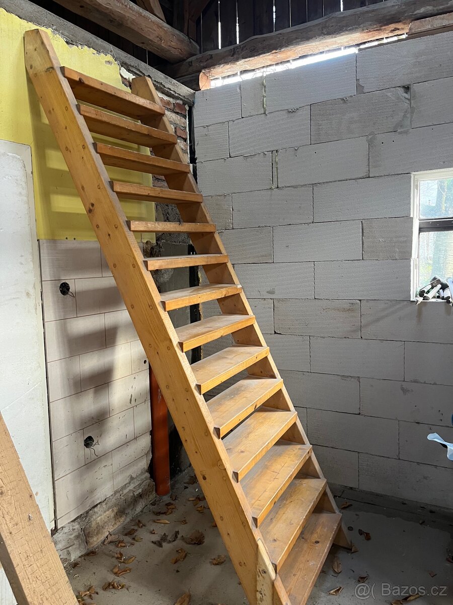 Dřevěné schody - 2