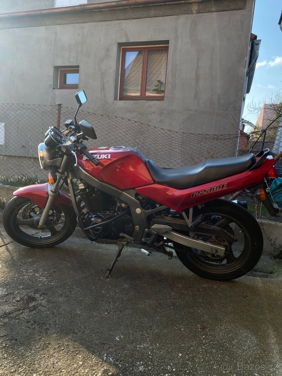 Suzuki GS500e - 2